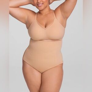 Honeylove SuperPower Thong Bodysuit Shapewear Nude Size 1X with Wash Bag